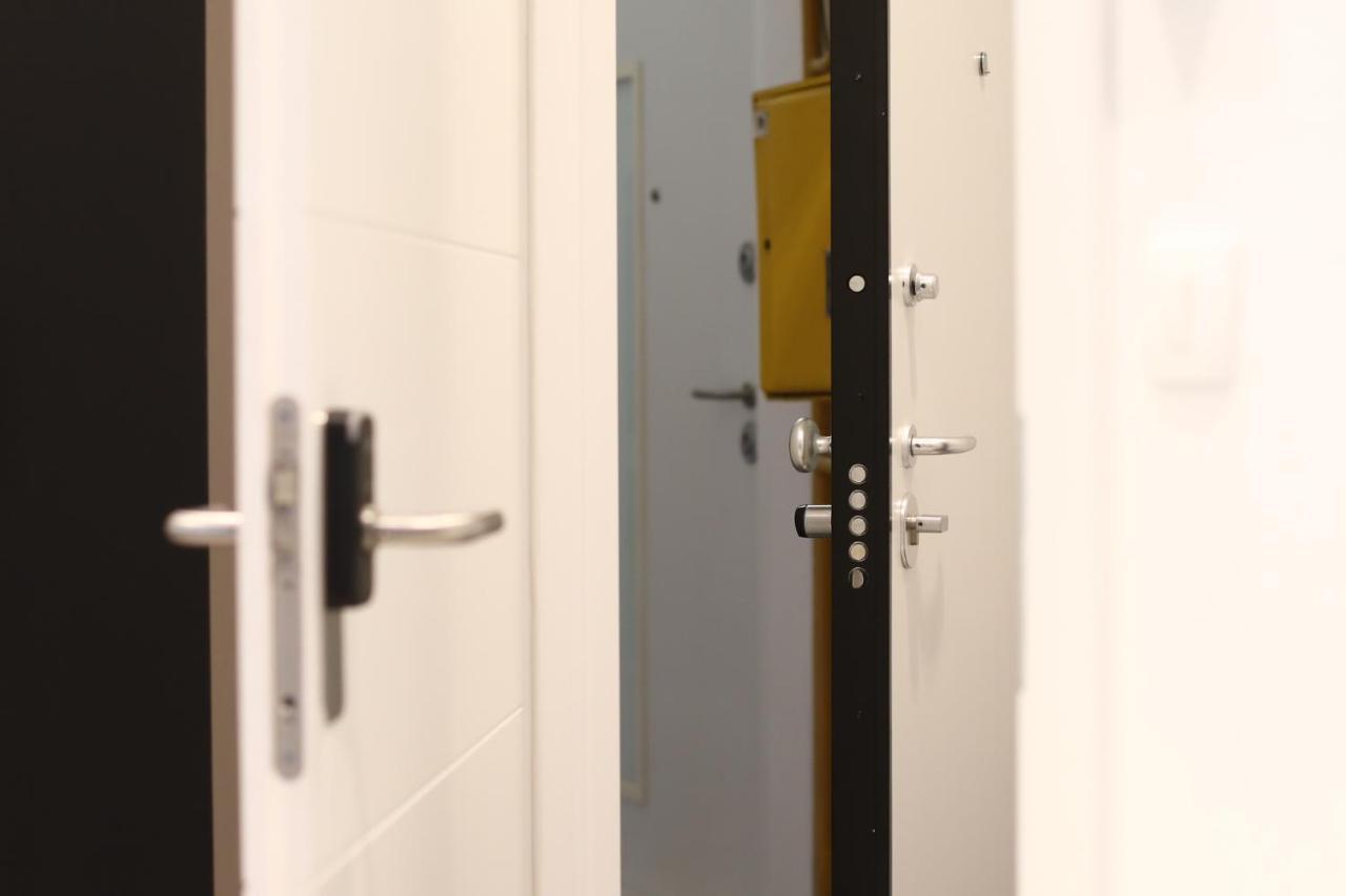 Lofty Exclusive Apartment *
